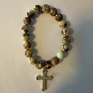 Bombshell beads bracelet